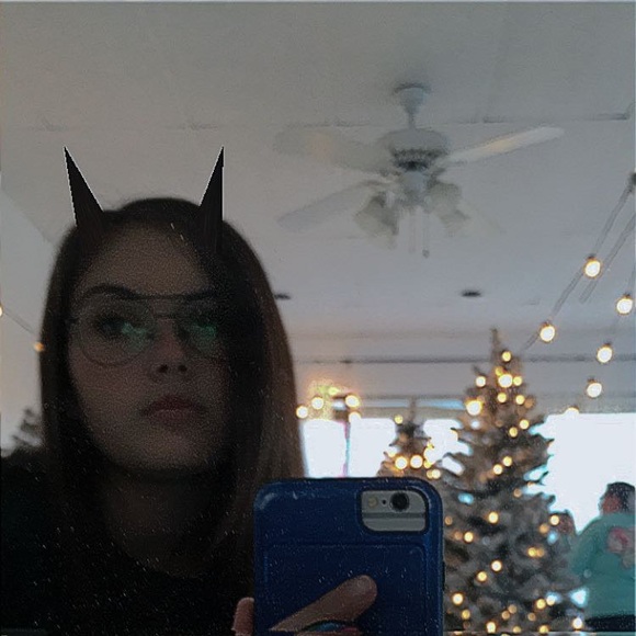 Meet your Posher, Mayleigh - Picture 1 of 1